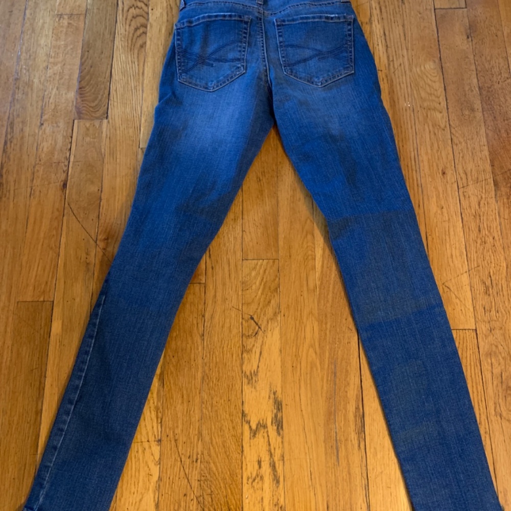 Jeans - Picture 2 of 4